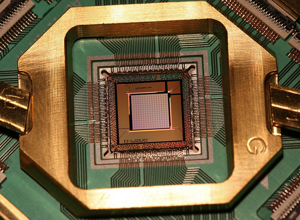 4 quantum computing chip 983px 1000Q