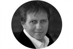 Slovensk&iacute; film&aacute;ri už desaťročia nevedia pon&uacute;knuť veľk&eacute; t&eacute;my, ktor&eacute; by zaujali aj vo svete