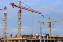 Slovensku sa nedarí vytvoriť konzistentnú stratégiu budovania kľúčových infraštruktúrnych stavieb