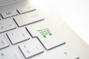 E-commerce zaznamenáva opätovné oživenie. Rastú tržby, pribúdajú aj nové e-shopy