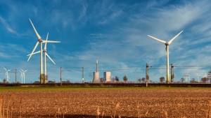 Energetickú krízu podľa Saxo Bank poháňa prehnaná zelená politika EÚ