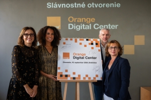 Orange otvoril v Bratislave centrum digitálneho vzdelávania pre všetky generácie