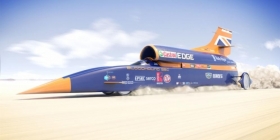 Bloodhound SSC (Super Sonic Car) m&aacute; dosahovať nadzvukov&uacute; r&yacute;chlosť.